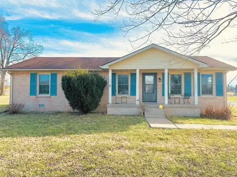 1469 Spa Rd, Lewisburg, KY 42256