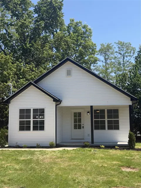 209 Bryan St, Glasgow, KY 42141