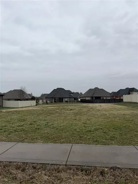 1468 Ivan Downs Blvd, Bowling Green, KY 42104
