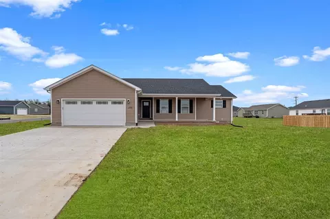 498 Tundra Ave, Bowling Green, KY 42101