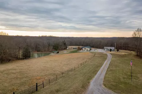 2083 Pleasant Ridge Church Rd, Adolphus, KY 42120