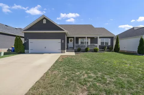 757 Alders Cove St, Bowling Green, KY 42101
