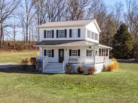 2550 Rennie Rd, Elkton, KY 42220