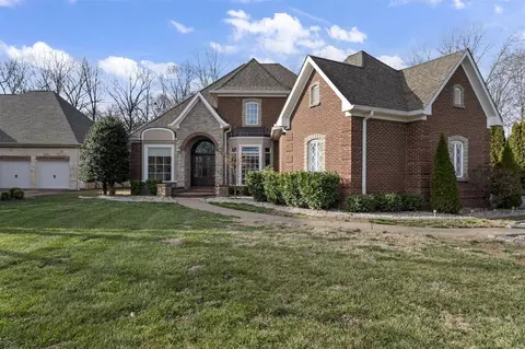 540 Covington Grove Ct, Bowling Green, KY 42104