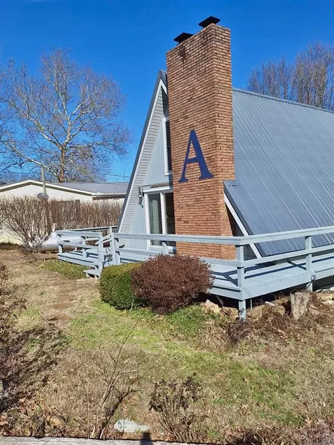 54 E Park Pl, Cadiz, KY 42211