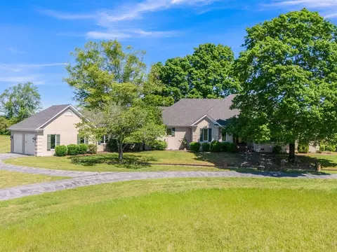 277 Ben Thomas South Rd, Bowling Green, KY 42103