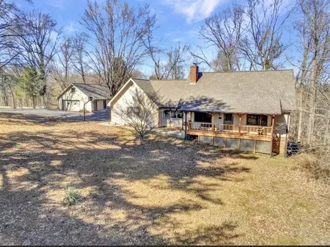 126 Clarksdale Cir, Glasgow, KY 42141