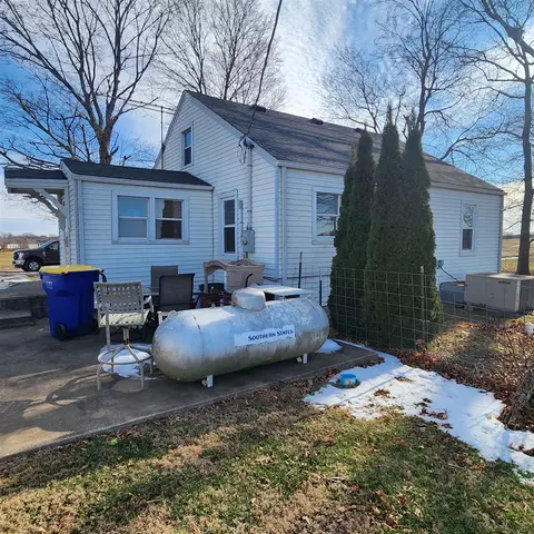 1714 Witt Rd, Franklin, KY 42134