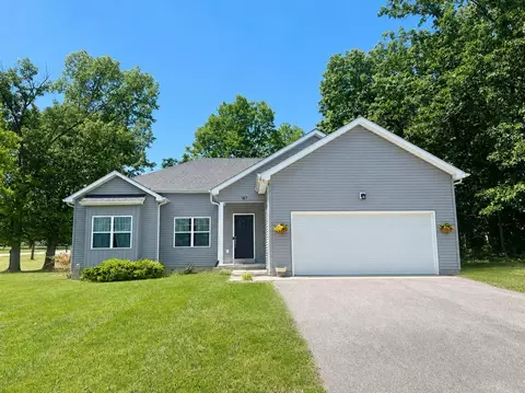 187 Crockett St, Bowling Green, KY 42101