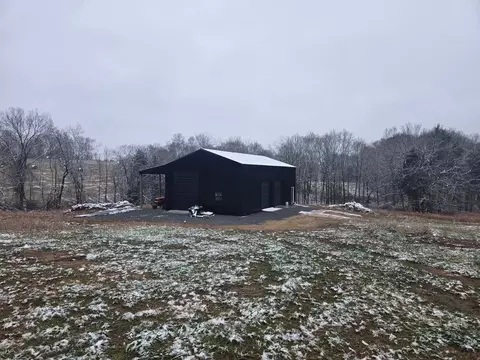 1717 Pleasant Ridge Church Rd, Adolphus, KY 42120
