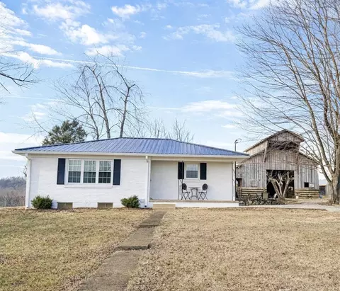43 Vernon Rd, Hestand, KY 42151