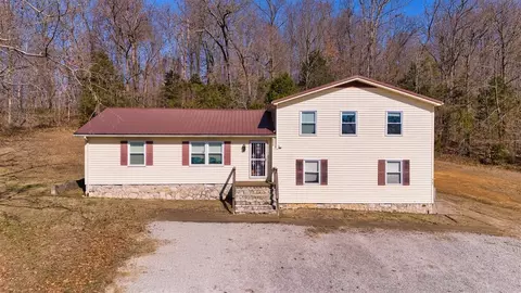 2422 Lewisburg Rd, Russellville, KY 42276