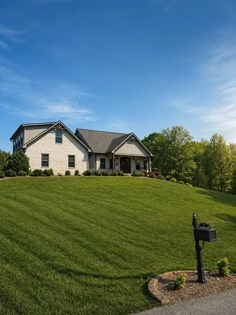 50 Bowling Ln, Alvaton, KY 42122