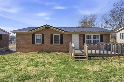 913 N Race St, Glasgow, KY 42141