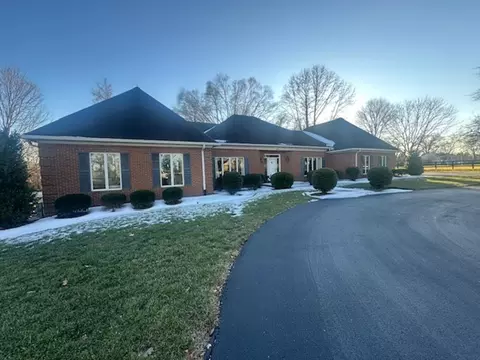 2459 Ewing Ford Rd, Bowling Green, KY 42103