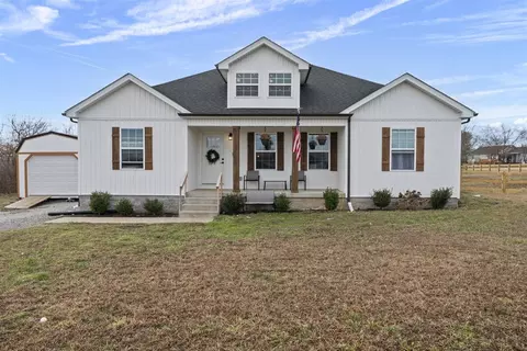 8319 Highland Lick Rd, Lewisburg, KY 42256