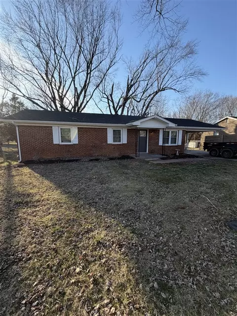 172 Circle Dr, Auburn, KY 42206