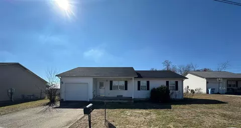 105 Cascade Ct, Glasgow, KY 42141