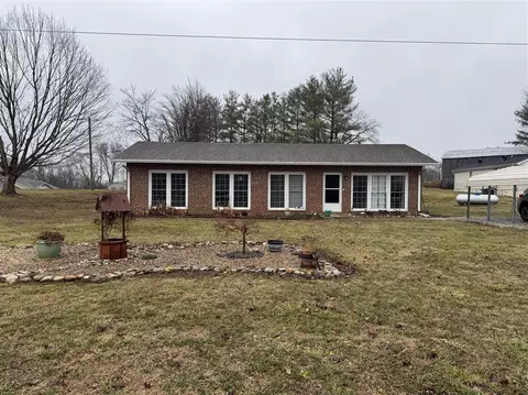 22 Glen Foster Rd, Glasgow, KY 42141