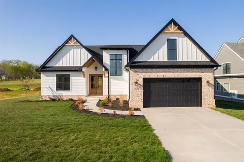 1032 Paddlers Way, Alvaton, KY 42122