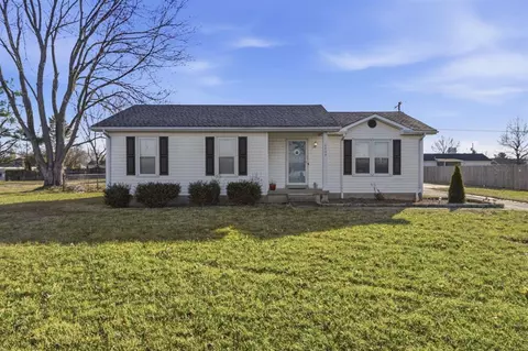 2008 Plano Rd, Bowling Green, KY 42104