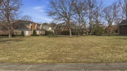 641 Covington Grove Blvd, Bowling Green, KY 42104