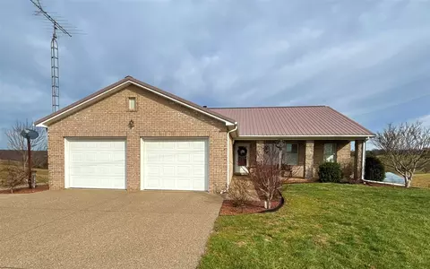 82 G Haselwood Rd, Summersville, KY 42782