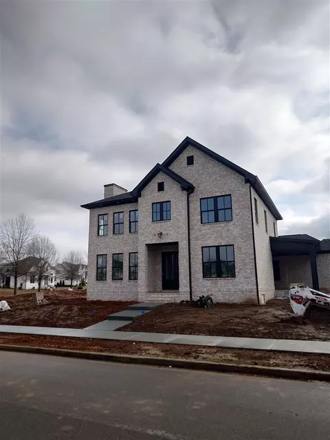 484 Park East Ln, Bowling Green, KY 42103