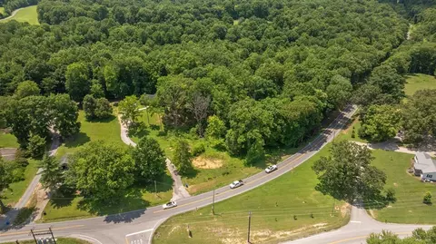 2815 Franklin Rd, Scottsville, KY 42164