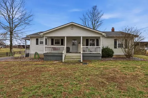 421 Barbour Cemetery Rd, Glasgow, KY 42141