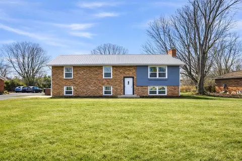 1718 Erin Way, Bowling Green, KY 42104