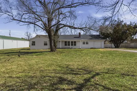 2502 Bowling Green Rd, Franklin, KY 42134