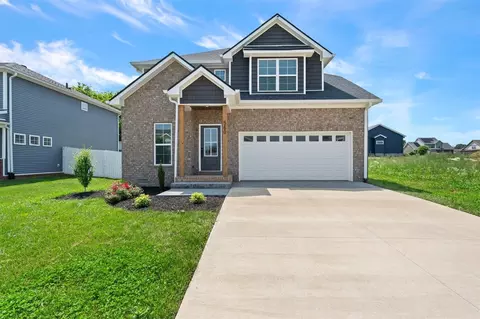 560 Vining Ln, Bowling Green, KY 42104