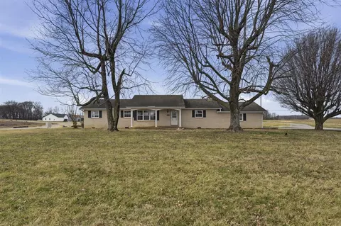 4665 Bowling Green Rd, Franklin, KY 42134