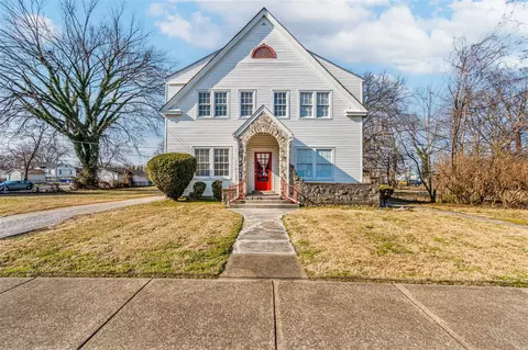 1249 Kentucky St, Bowling Green, KY 42101