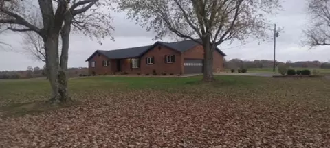 4499 Greenville Hopkinsville Rd, White Plains, KY 42464