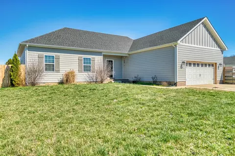 1300 Westhampton Ct, Franklin, KY 42134