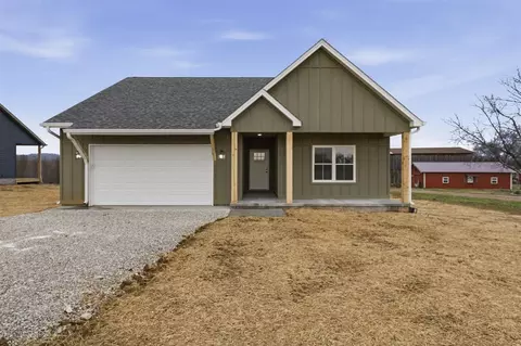 1152 Mt Olivet Rd, Bowling Green, KY 42101