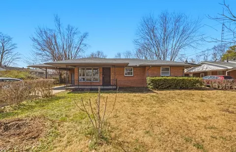 1261 N Lee St, Bowling Green, KY 42101