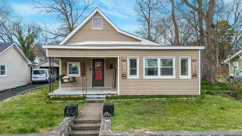 1347 Kenton St, Bowling Green, KY 42101