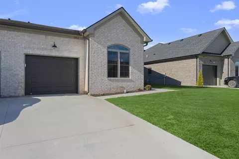 584 Cumberland Pointe Ln, Bowling Green, KY 42104