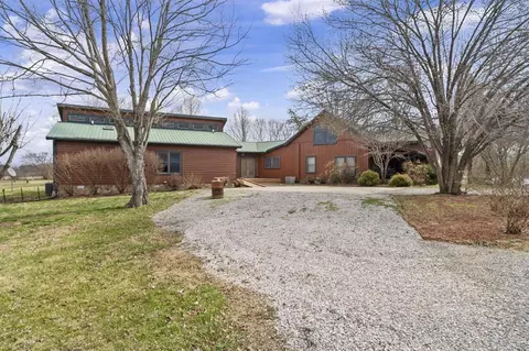 7828 Wingfield Church Rd, Bowling Green, KY 42101