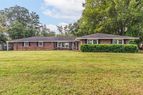 4617 Maple Ln, Bowling Green, KY 42101