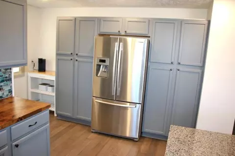 Kitchen - 73 Willow Tree Cir, Austin, KY 42123 photo 2 of 5