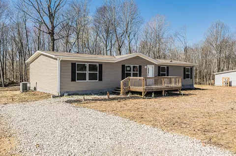 1387 Apple Grove Rd, Smiths Grove, KY 42171