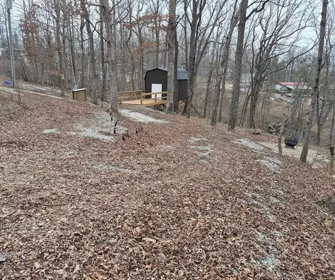 144 Briarwood Dr, Mammoth Cave, KY 42259