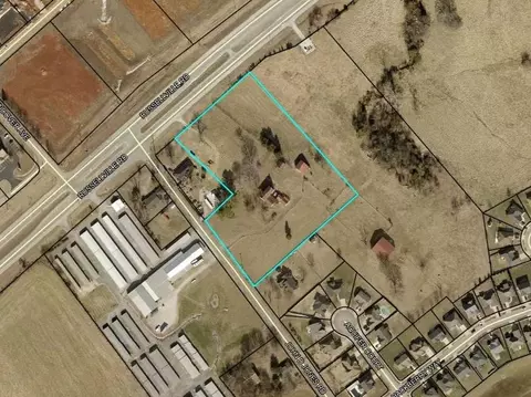 5463 24 Ac Russellville Rd, Bowling Green, KY 42101