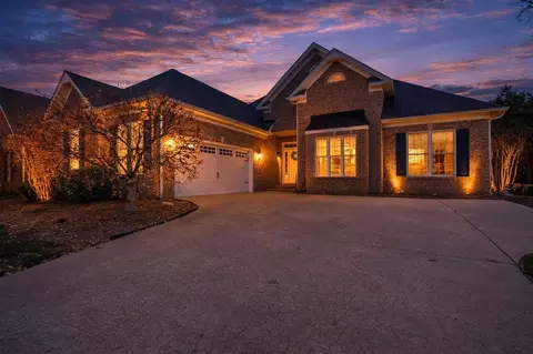 1092 Pepperidge Dr, Bowling Green, KY 42103