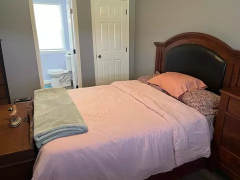 Bedroom - 2399 Jock Rd, Bee Spring, KY 42207 photo 3 of 4