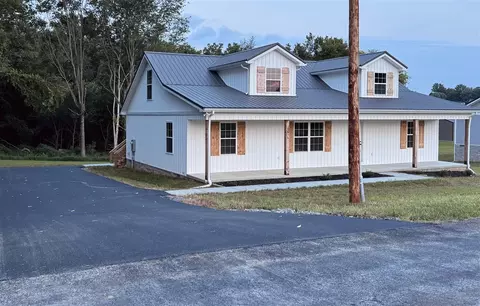 6658 Old Glasgow Rd, Scottsville, KY 42164